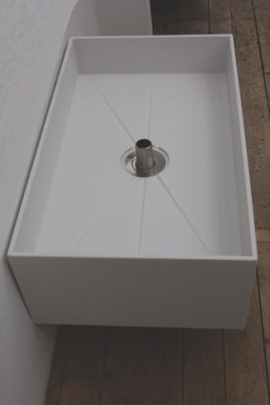 Fußbeckenoberfläche mit antibakteriellee Wirkung